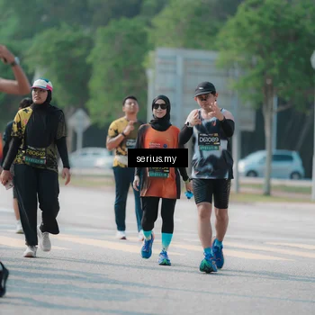 Runner Photo 6445573