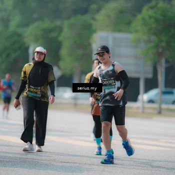 Runner Photo 6445579