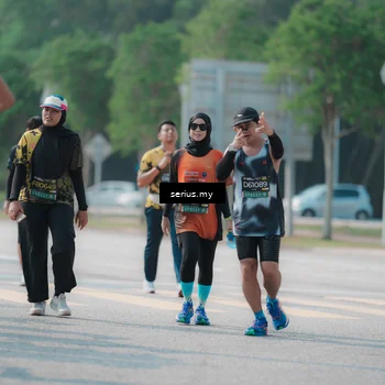 Runner Photo 6445587