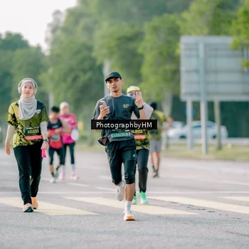 Runner Photo 6445623