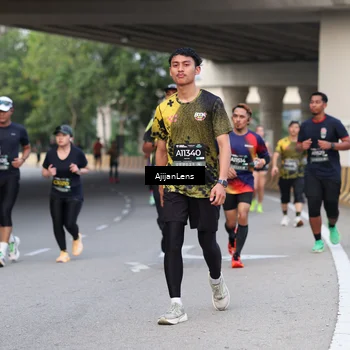 Runner Photo 6445626