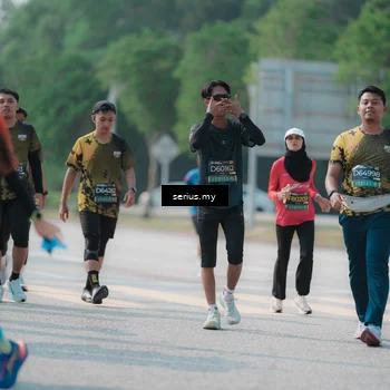 Runner Photo 6445636
