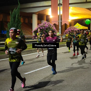 Runner Photo 6445637