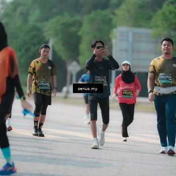 Runner Photo 6445642