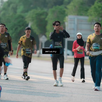 Runner Photo 6445652