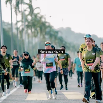 Runner Photo 6445656
