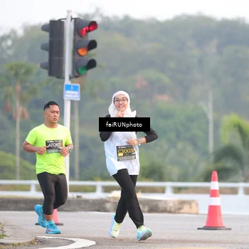 Runner Photo 6445698
