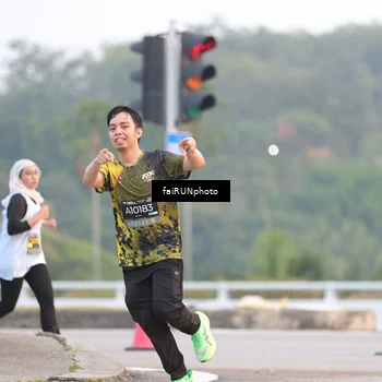 Runner Photo 6445699