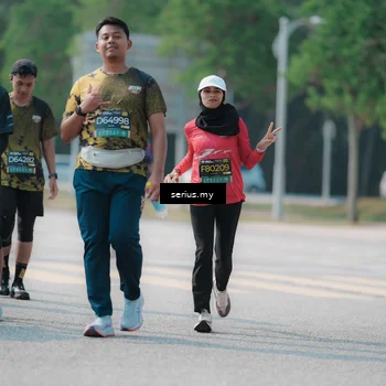 Runner Photo 6445704