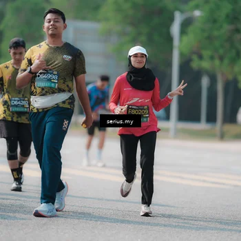 Runner Photo 6445706