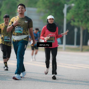 Runner Photo 6445712