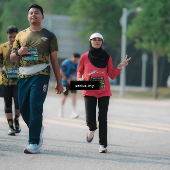 Runner Photo 6445715