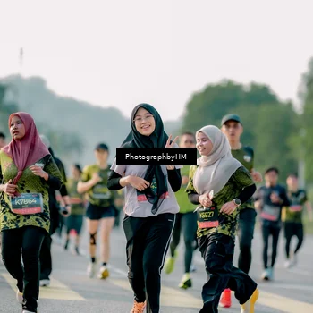 Runner Photo 6445721