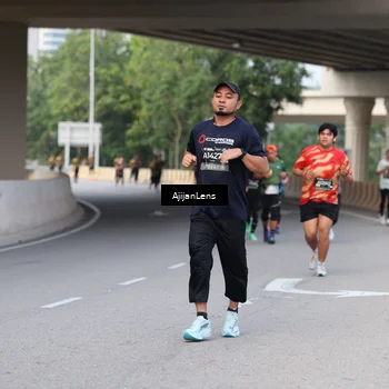 Runner Photo 6445730