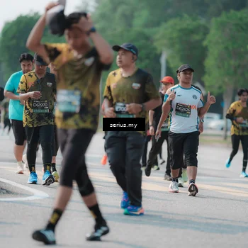 Runner Photo 6445732