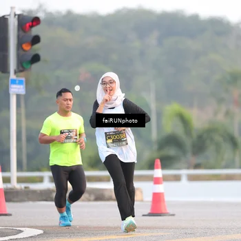 Runner Photo 6445745