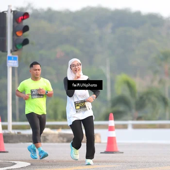 Runner Photo 6445746