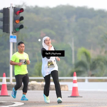 Runner Photo 6445747