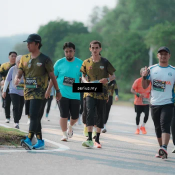 Runner Photo 6445780