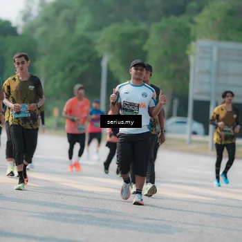 Runner Photo 6445781