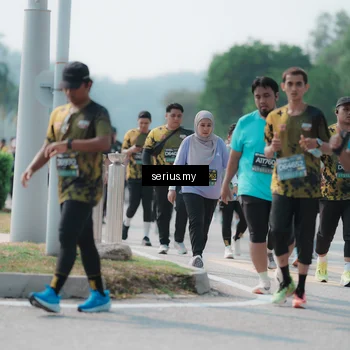 Runner Photo 6445810
