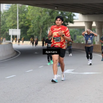 Runner Photo 6445818
