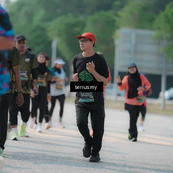 Runner Photo 6445819