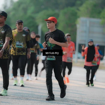 Runner Photo 6445826