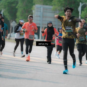 Runner Photo 6445835