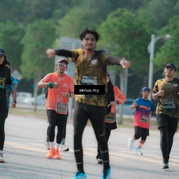 Runner Photo 6445842