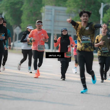 Runner Photo 6445843
