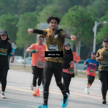 Runner Photo 6445844