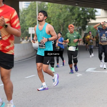 Runner Photo 6445851