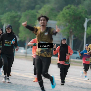 Runner Photo 6445854