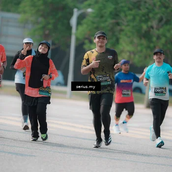 Runner Photo 6445866