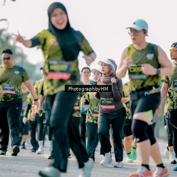 Runner Photo 6445871