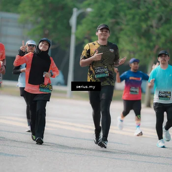 Runner Photo 6445876