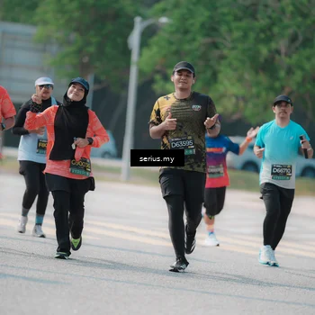 Runner Photo 6445878