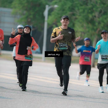 Runner Photo 6445895