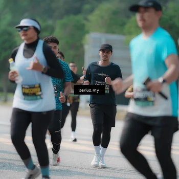 Runner Photo 6445900