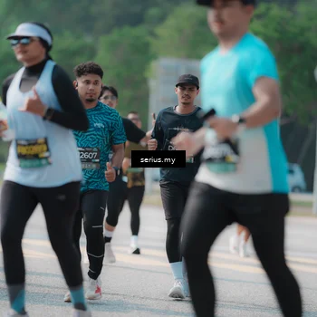 Runner Photo 6445908