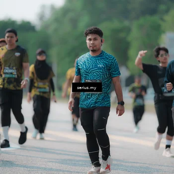 Runner Photo 6445913