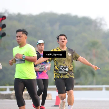 Runner Photo 6445918