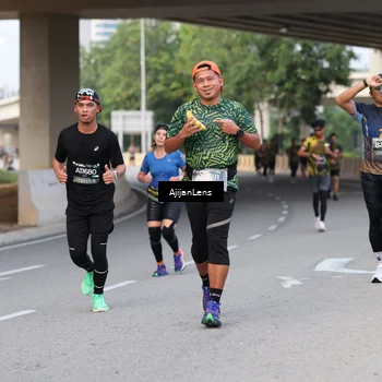 Runner Photo 6445942