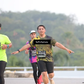 Runner Photo 6445948