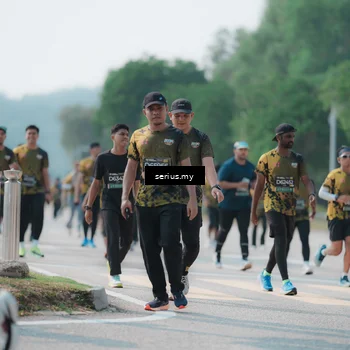 Runner Photo 6445980
