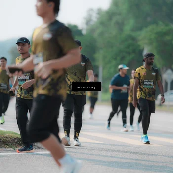 Runner Photo 6445993