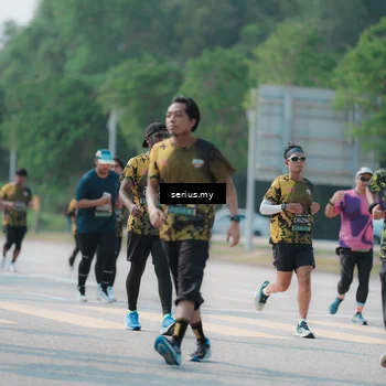 Runner Photo 6445997