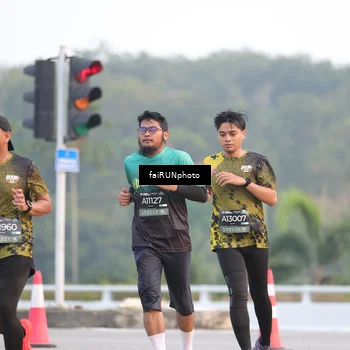 Runner Photo 6446004