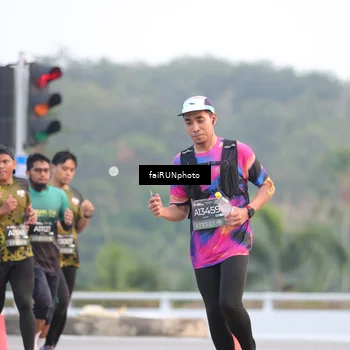 Runner Photo 6446011